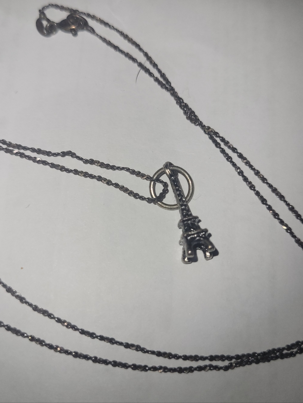 Vtg. Silver Eiffel Tower Pendant Necklace - Women Jewelry
